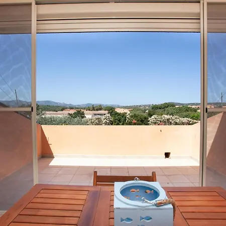 Porto Coda Cavallo House A 300 Mt Dal Mare, Con Terrazza Panoramica Appartamento