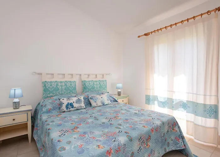 Porto Coda Cavallo House A 300 Mt Dal Mare, Con Terrazza Panoramica דירה *